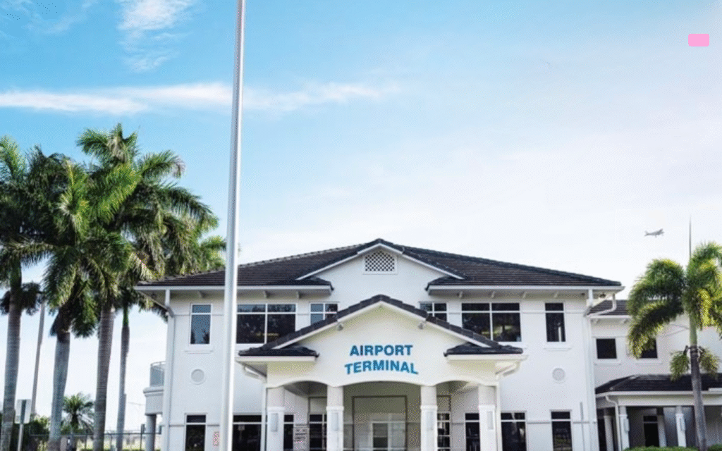 Exterior view of Vero Beach International Airport customs facility in Florida
