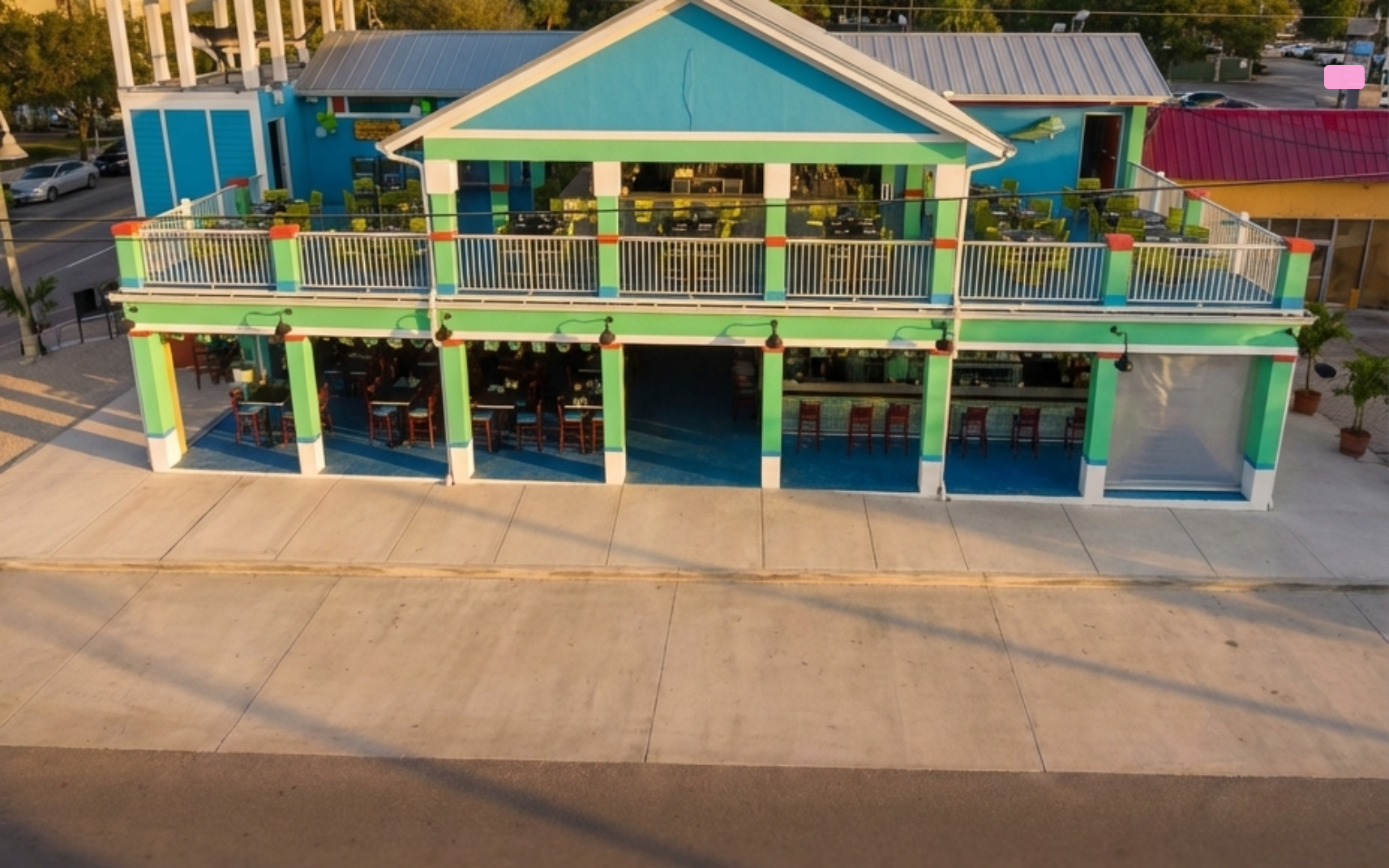 Exterior of Mulligans Beach House restaurant in Jensen Beach on its last day after 24 years